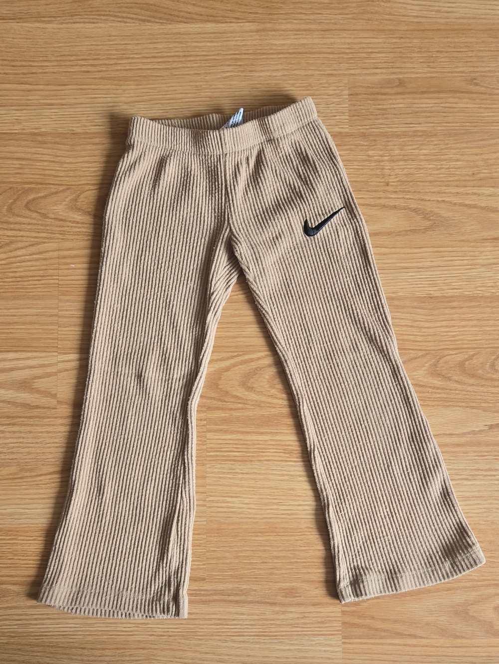 Nike Beige Fuzzy Corded Hoodie & Joggers Kids Set - Picture 5 of 11